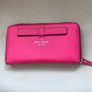 Kate Spade Pink Bow Wallet